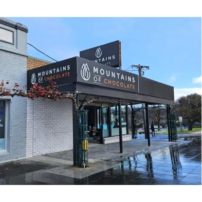 LEASEHOLD - Mountains Of Chocolate Cafe, Ararat VIC - 1P0588