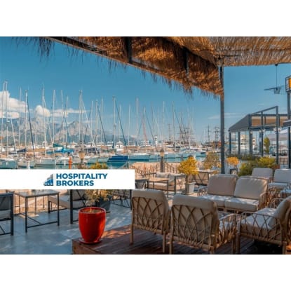 ABSOLUTE PORT STEPHENS MARINA FRONTAGE - PROFITABLE CAFE