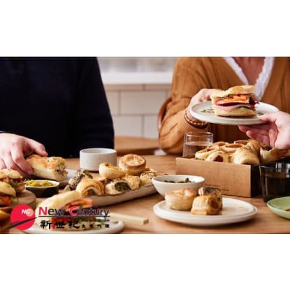FOOD WHOLESALE/BAKERY/RESTAURANT -- PRESTON --1P11173