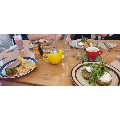 LICENCED DAYTIME CAFÉ NORMANVILLE N. P. $135,000 PA 1 OWNER + Staff $135,000 + SAV