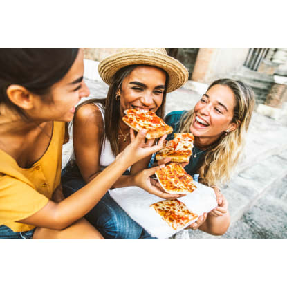 Fully Licensed Pizza Restaurant with Strong Local Following