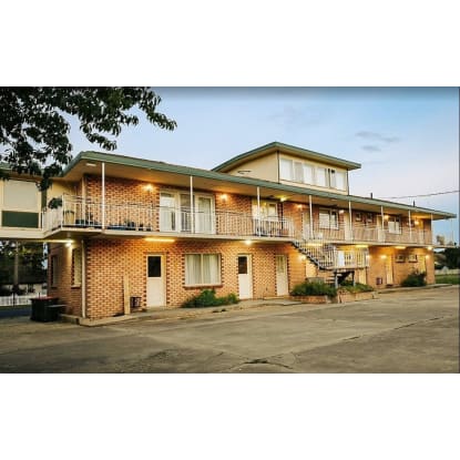 Large 41 Unit Seasonal Motel for Sale - Snowy Mountains