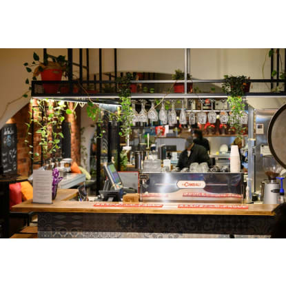 PRICE SIGNIFICANTLY REDUCED – PRIME GLENFERRIE ROAD HOSPITALITY OPPORTUNITY