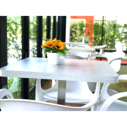 Premium City-Fringe Café | Strong Coffee Trade | 5-Day Lifestyle Business