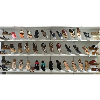 Established Shoe Store in Prime Rowville Location |High Takings, Long Lease [2605221]
