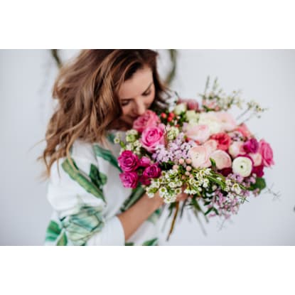 **Under Offer** Fully Managed Florist *Corporate Customers, Hotels [2208101]