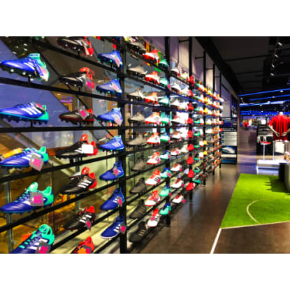 LEADING SPORTING GOODS FRANCHISE | GROWING COMMUNITY | EXCELLENT LOCATION