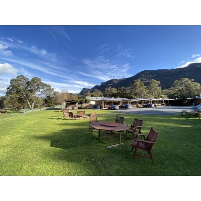 A BEAUTIFUL LOCATION TO OWN YOUR OWN FREEHOLD MOTEL - 1836MF