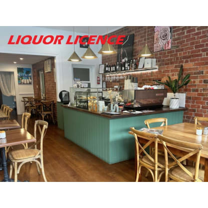 Beautiful Cafe/Restaurant that has it all.