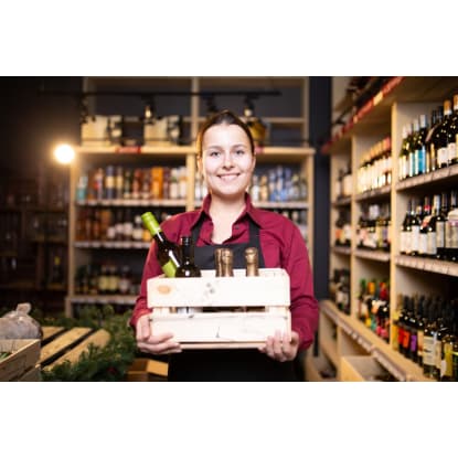 Easy to Operate Bottle Shop and Bar near Wantirna - Ref: 12565