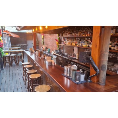 UNION ELECTRIC - A CBD laneway cocktail bar and rooftop