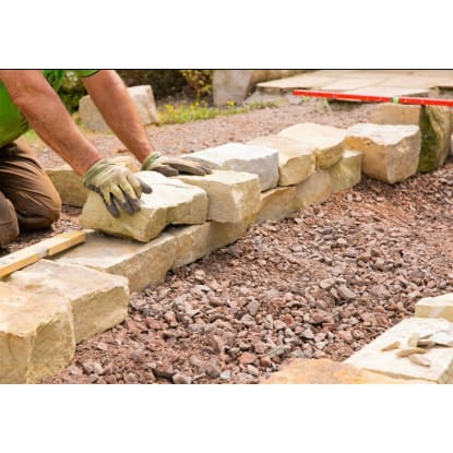 Landscaping Business - Recurring Revenue + Strong Growth!
