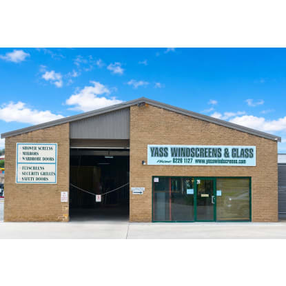 LEASEHOLD - Yass Windscreens & Glass NSW - 1P0518