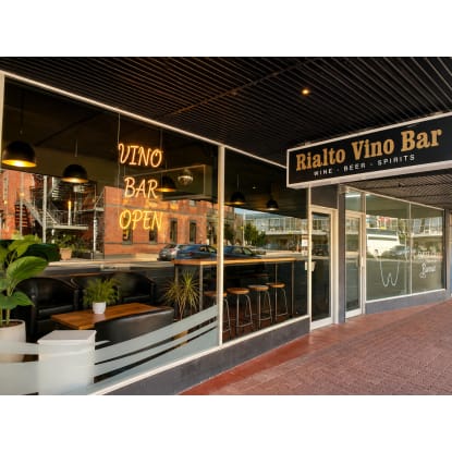 47 Yrs Est Profitable Fully Licensed Restaurant Bar Functions T/O $12K Weekly Two in One offering