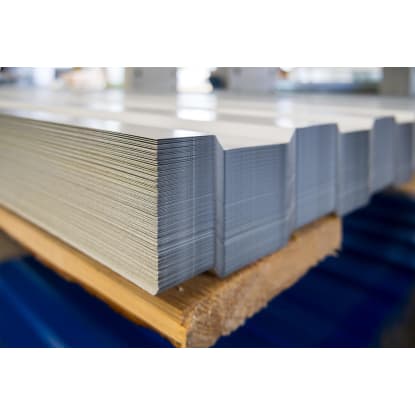 Importer, Manufacturer and Wholesaler of Fencing Products