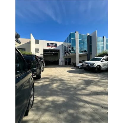 Mechanic, Automotive workshop