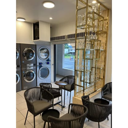 Laundro Lounge