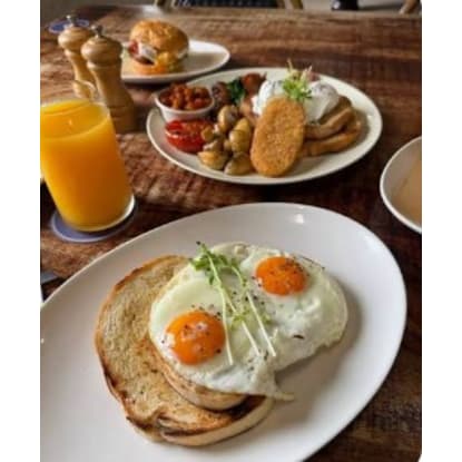 ESTABLISHED CAFE - PRIME HIGH-TRAFFIC LOCATION