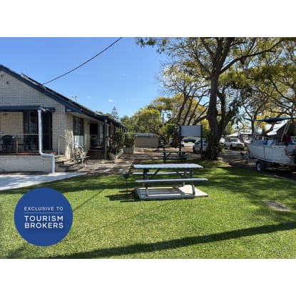 BOUTIQUE FREEHOLD MOTEL | MANAGEABLE COASTAL INVESTMENT & LIFESTYLE OPPORTUNITY – 1129MF