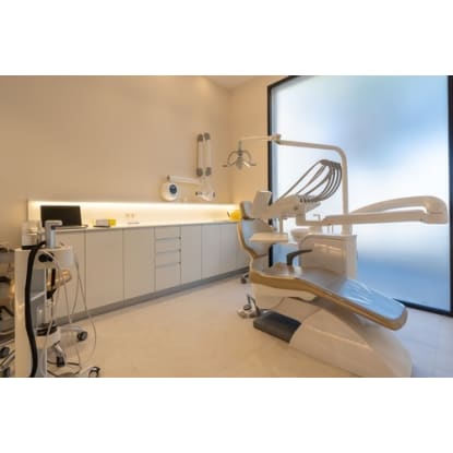 ESTABLISHED HIGH-TURNOVER DENTAL PRACTICE — BENTLEIGH EAST