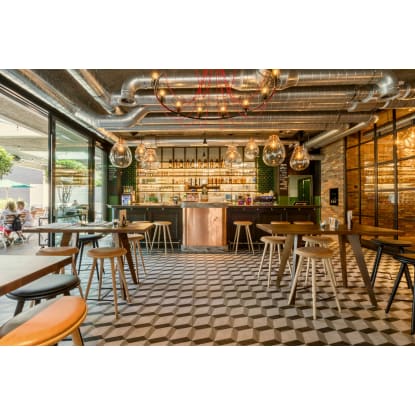 WIWO: Full Liquor License & Function Restaurant [2508071ed]
