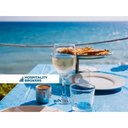 Waterfront Sapphire Coast Restaurant - Fantastic Lifestyle