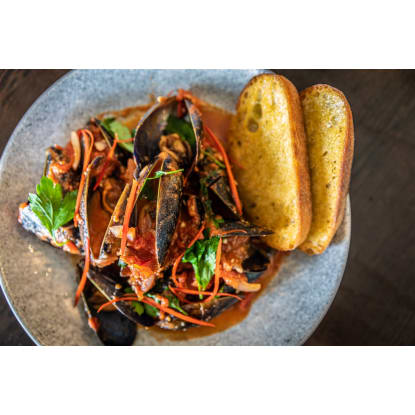 Wrasse & Roe Seafood Restaurant