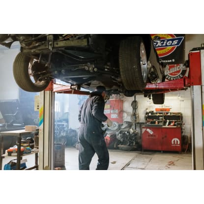 Well Established Car Mechanic 5 Days East Ref: 1263