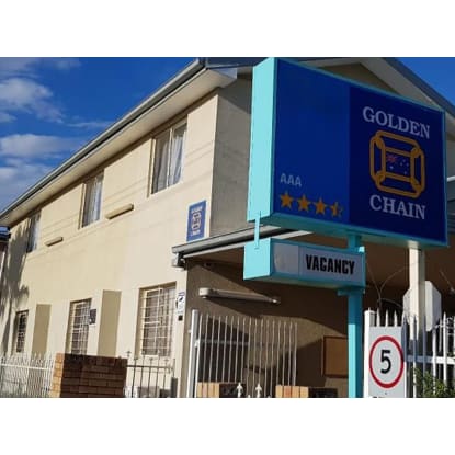A RARE FREEHOLD MOTEL OPPORTUNITY! - 892MF