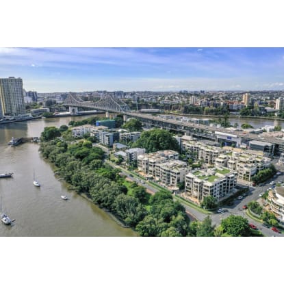 $720K+ Net - established permanent portfolio in Kangaroo Point | Resort Brokers ID : MR009403