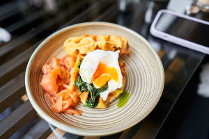 Cafe - Takeaway - Eastern Suburbs - Sales $15135  p.w. - Nets $3429  p.w. - G1807