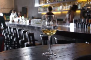 Cafe - Bar - Foyer - Massive high-rise  Sales $30,000 pw - 5 days only - Syd CBD - T3007