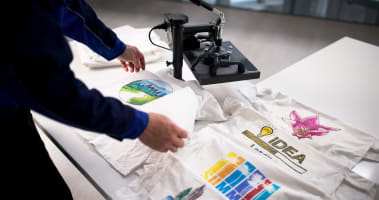 Established Custom Printing and Manufacturing Business - Ref: 11562