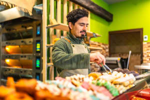 Iconic St Kilda Cake Shop & Café – 40+ Years of Sweet Success