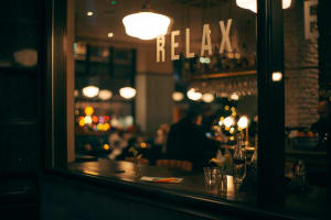 SMALL BAR/CAFE  EXCEPTIONAL PRESENTATION