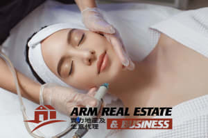 ​Near Mckinnon Medispa / Beauty Salon Business | Large Shop Front