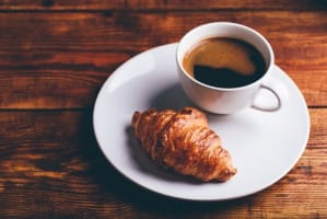 Cafe- Takeaway- Low rent- Nets $5645 p.w.- Lower North Shore. - M2294