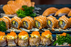 Japanese Restaurant - Nth Beaches - Nets $5,500 p.w. Sales $15,000 pw - FN1275