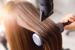 ESTABLISHED HAIR SALON – SEMI-MANAGED | STRONG TEAM | INVESTOR FRIENDLY