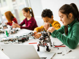 Award-Winning STEM Education Business – Growing – NSW