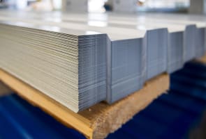 Importer, Manufacturer and Wholesaler of Fencing Products
