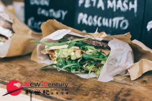 TAKEAWAY/SANDWICH BAR--CHIRNSIDE PARK--1P10841