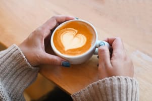 Cafe / Espresso - Sydney Northern Beaches - Nets $2000 p.w - Partially Managed - PM1094