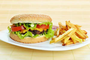 Takeaway- Burgers and Chips- Nets $7980 p.w.- South Sydney  - M2267