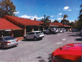 PRIME PERTH HILLS RETAIL / COMMERCIAL FREEHOLD SHOPPING CENTRE PROPERTY INVESTMENT