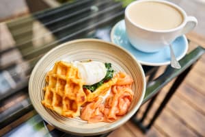 Cafe - Espresso - Coffee - Bondi Junction - 5 days  - Nets almost $5000 p.w. - PM1087