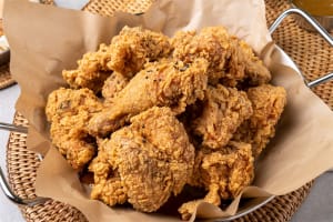 Fried Chicken Restaurant in CBD Under Management - Ref: 13265