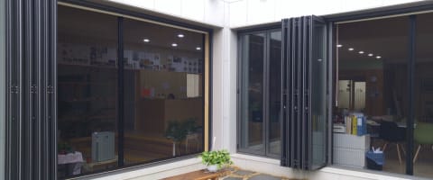 MANUFACTURER OF INSECT SCREEN SYSTEMS