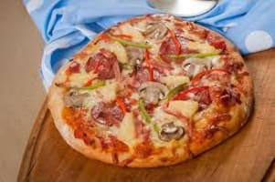 Pizza takeaway business, mainly run by staff,