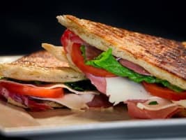 PRICE DROP ! ! ! ~ Exceptional Five Day Industrial Cafe / Takeaway In Its Truest Form !